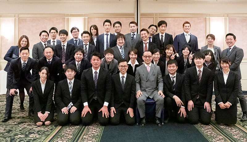 エクセリ集合写真 株式会社エクセリ社員の集合写真